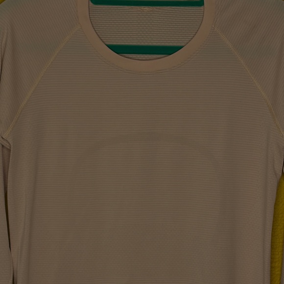 Lululemon Athletica Women's Seriously Tech Blush Quartz Long Sleeve Top - Picture 3 of 8